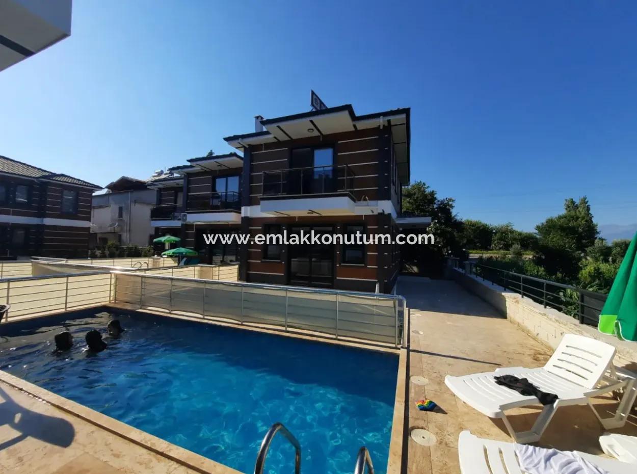 Maisonette Mit Freistehendem Swimmingpool Im Muğla Dalyan-Komplex Zu Verkaufen