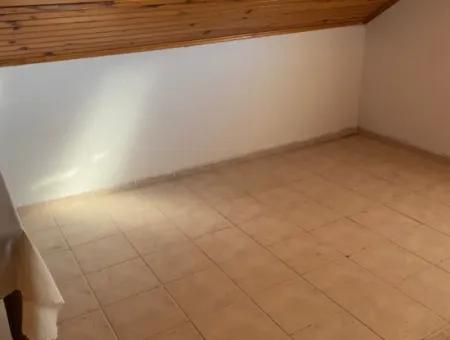 1 1 Möblierte Penthouse-Wohnung Zu Vermieten In Ortaca Okçular Marmarlı