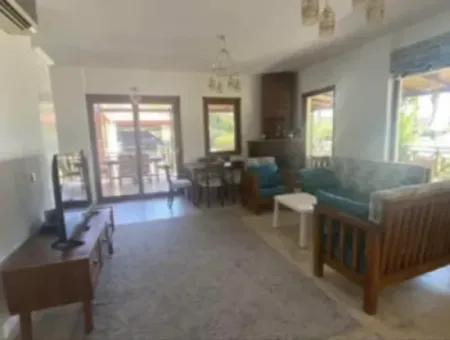 3 In 1 Villa Auf 1700 M2 Grundstück In Dalyan