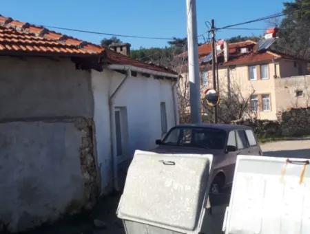 Village House For Sale On 545 M2 Zoned Land In Denizli Kızılağaç