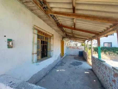 Muğla Ortaca Ekşiliyurt Detached 950 M2 Land Village House And Barn For Sale