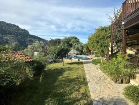 Muğla Dalyanda Canal And Mountain View 4 2 Shared Swimming 150M2 Villa For Sale