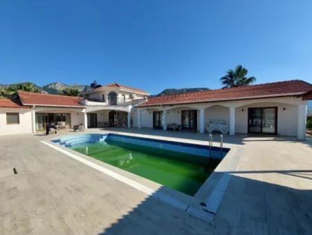 5 In 1 Luxury Villa With Swimming Pool On 6.000 M2 Land In Muğla Ortaca Dalyan For Sale