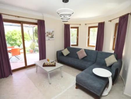 Muğla Dalyanda Satılık 566 M2 Arsada, 3+1 Müstakil Villa