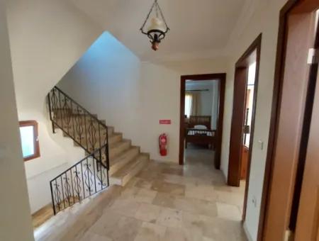 Muğla Dalyanda 610 M2 Arsada 190 M2 Ve 4+1 Dubleks Satılık