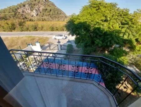 Muğla Dalyanda Satılık 566 M2 Arsada, 3+1 Müstakil Villa